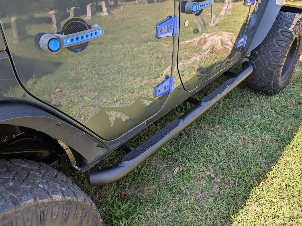 Jeep Licensed by RedRock 3-Inch Round Curved Side Step Bars with Jeep Logo; Textured Black (07-18 Jeep Wrangler JK 4-Door) - Image 16