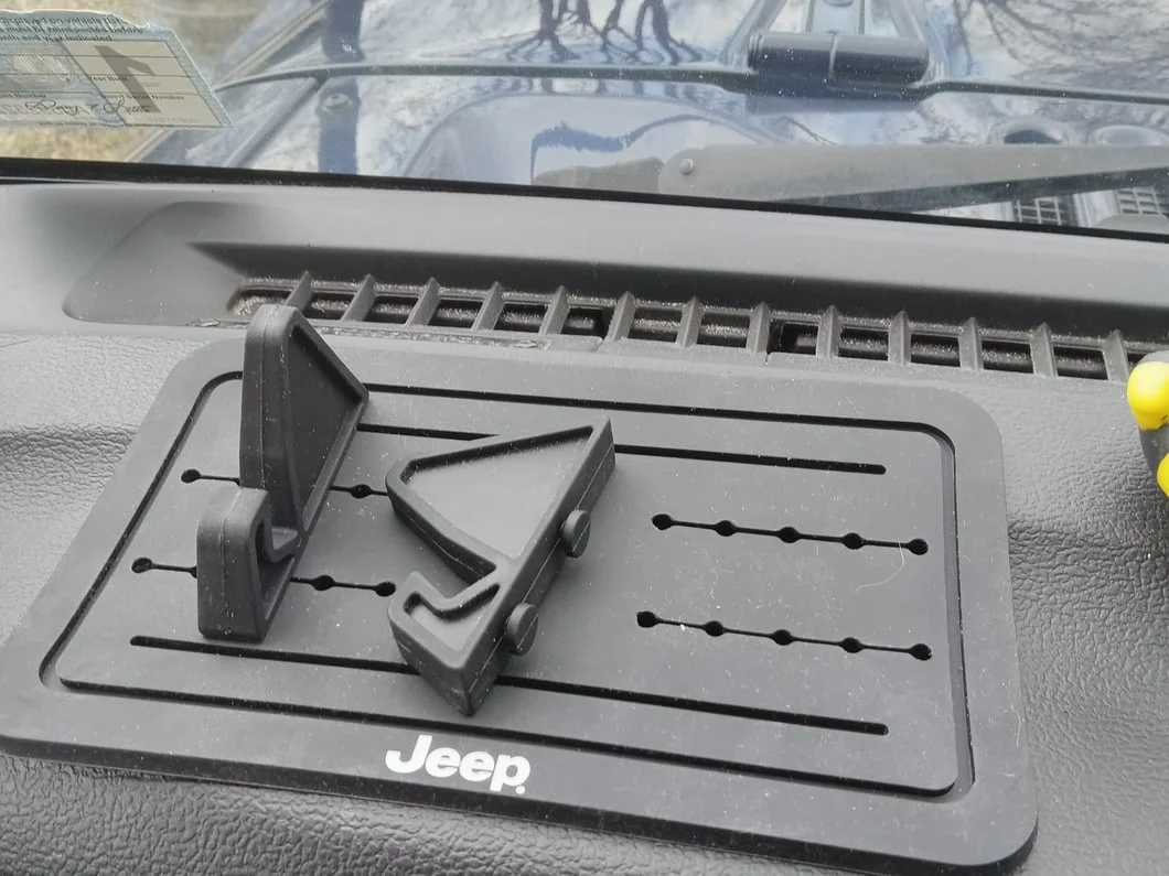 Jeep Licensed by RedRock Anti-Slip Dashboard Phone Holder (07-18 Jeep Wrangler JK) - Image 10