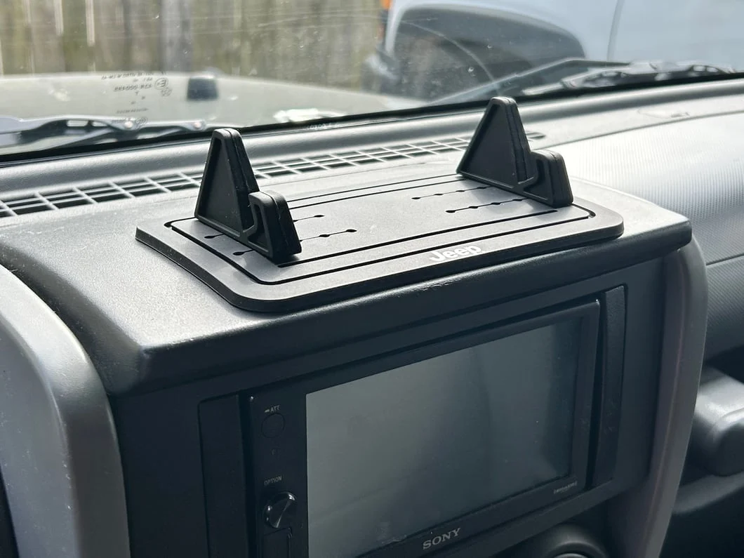 Jeep Licensed by RedRock Anti-Slip Dashboard Phone Holder (07-18 Jeep Wrangler JK) - Image 11