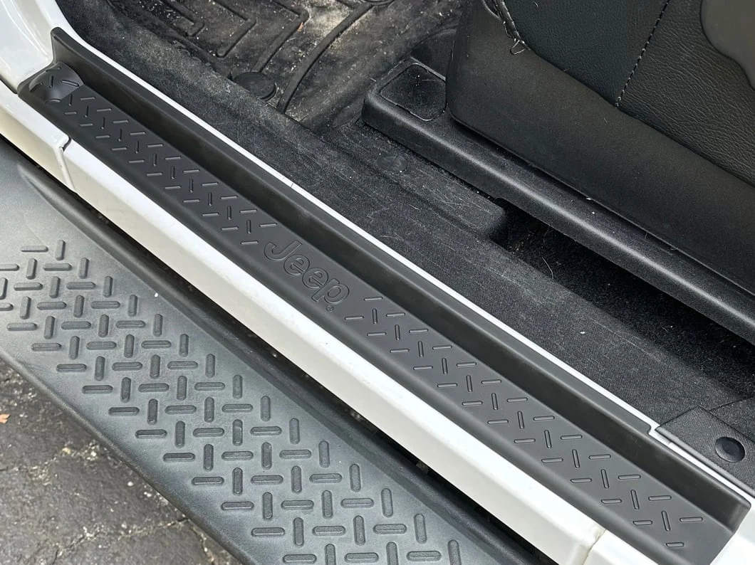 Jeep Licensed by RedRock Door Entry Guards with Jeep Logo (07-18 Jeep Wrangler JK 2-Door) - Image 12