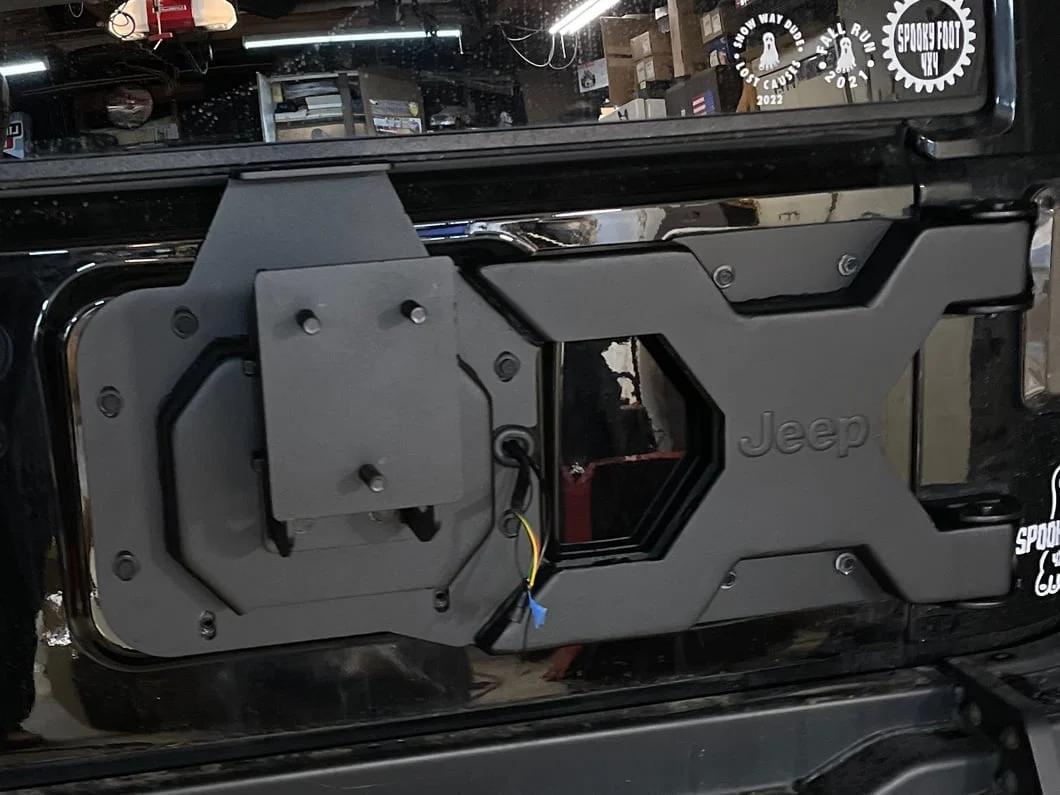 Jeep Licensed by RedRock HD Tire Carrier with Mount and Jeep Logo (07-18 Jeep Wrangler JK) - Image 17