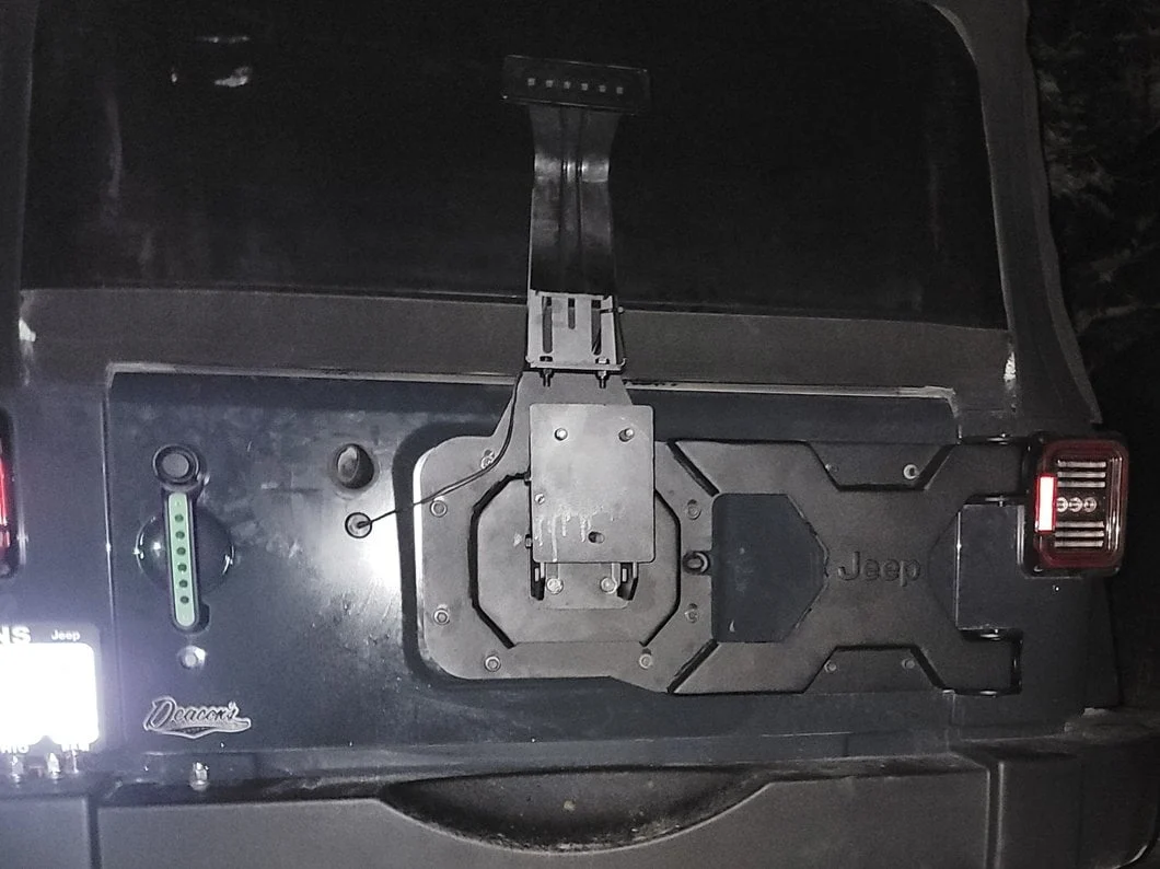 Jeep Licensed by RedRock HD Tire Carrier with Mount and Jeep Logo (07-18 Jeep Wrangler JK) - Image 18