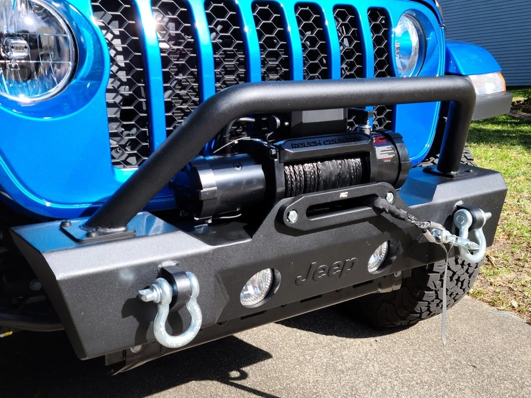 Jeep Licensed by RedRock Stubby Front Winch Bumper with Jeep Logo (20-25 Jeep Gladiator JT) - Image 16
