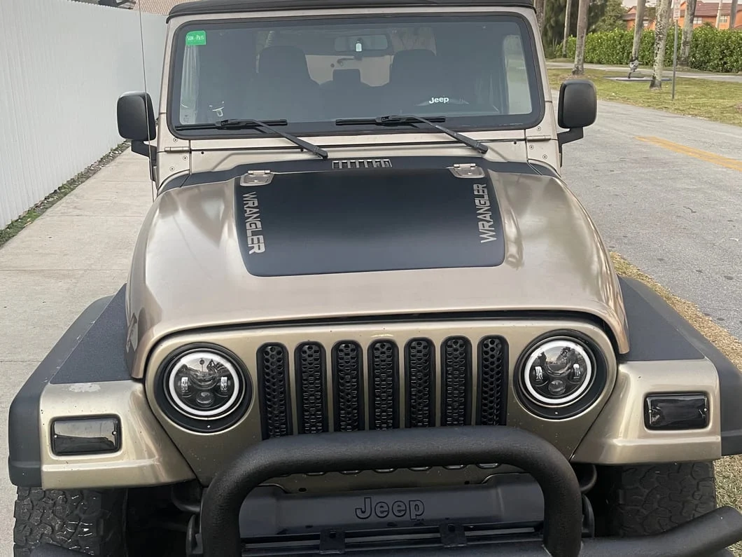 Jeep Licensed by RedRock Wrangler Hood Decal; Matte Black (97-06 Jeep Wrangler TJ) - Image 11