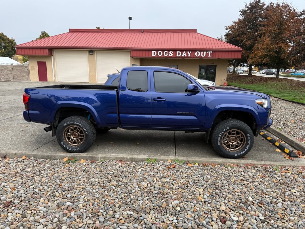 RedRock 2-Inch Suspension Lift Kit (05-23 6-Lug Tacoma) - Image 9