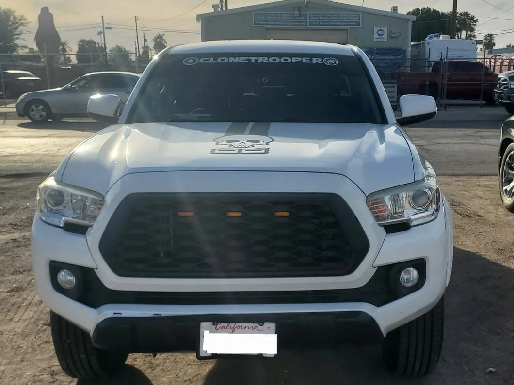 RedRock Baja Mesh Upper Replacement Grille with LED Lighting; Matte Black (16-23 Tacoma) - Image 13