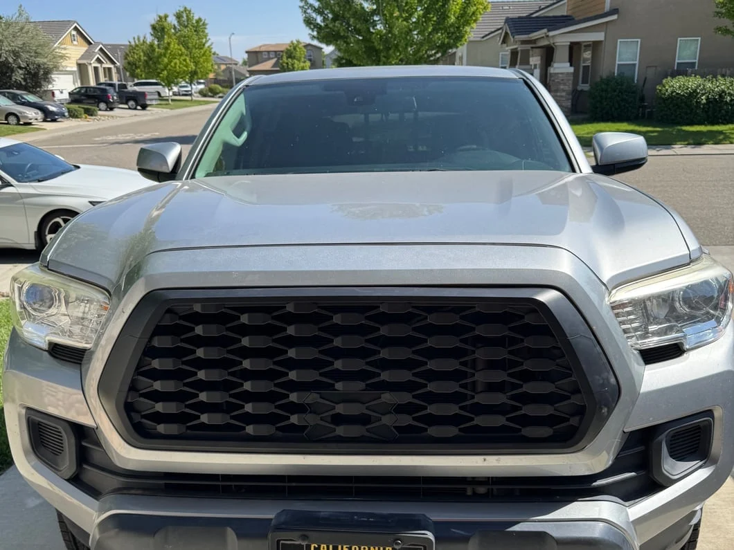 RedRock Baja Mesh Upper Replacement Grille with LED Lighting; Matte Black (16-23 Tacoma) - Image 14