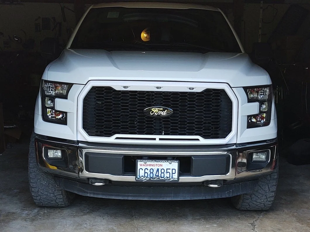 RedRock Baja Upper Replacement Grille with LED Lighting; Charcoal (15-17 F-150, Excluding Raptor) - Image 13