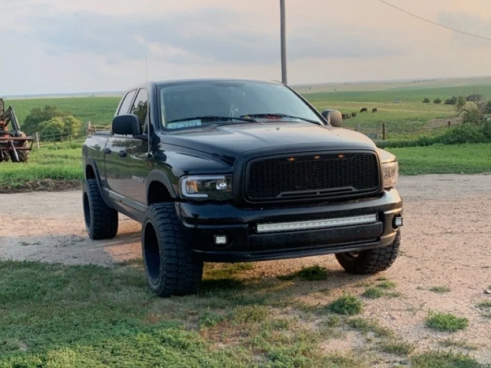RedRock Baja Upper Replacement Grille with LED Lighting; Matte Black (02-05 RAM 1500) - Image 6