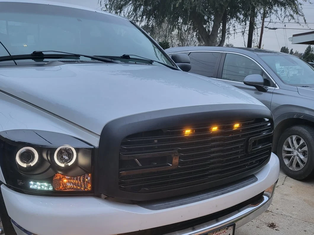 RedRock Boss Upper Replacement Grille with LED DRL; Matte Black (06-09 RAM 2500) - Image 12