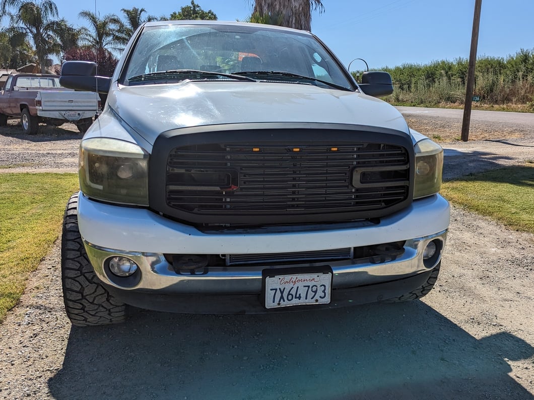 RedRock Boss Upper Replacement Grille with LED DRL; Matte Black (06-09 RAM 3500) - Image 8