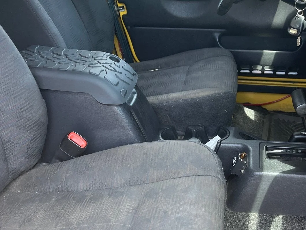 RedRock Center Console Arm Rest Cover (02-06 Jeep Wrangler TJ) - Image 6