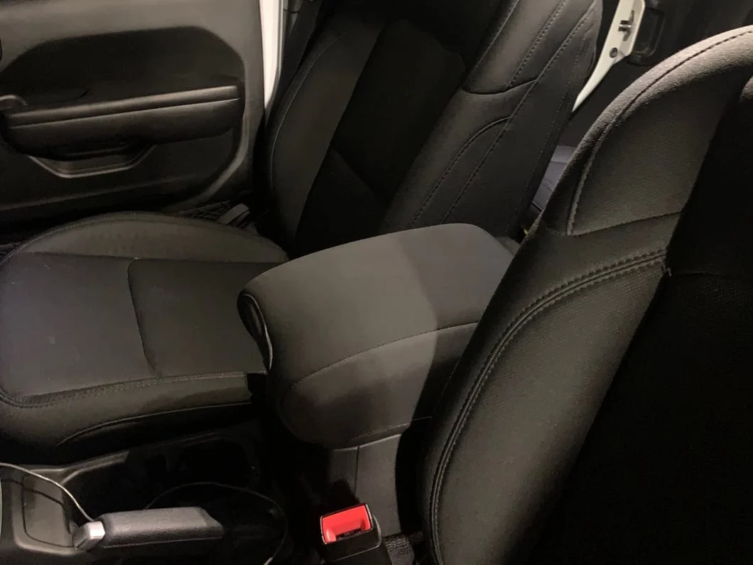 RedRock Center Console Arm Rest Cover (18-25 Jeep Wrangler JL) - Image 10