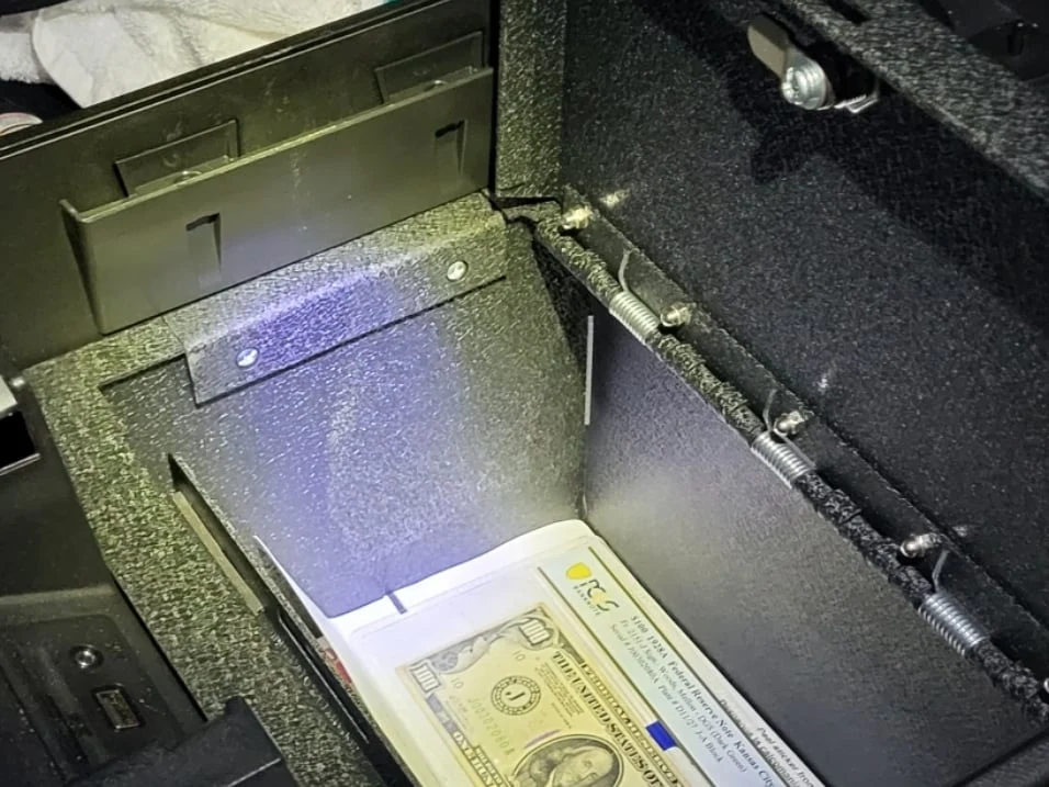 RedRock Center Console Lock Box (19-21 Sierra 1500; 2022 Sierra 1500 Limited) - Image 15