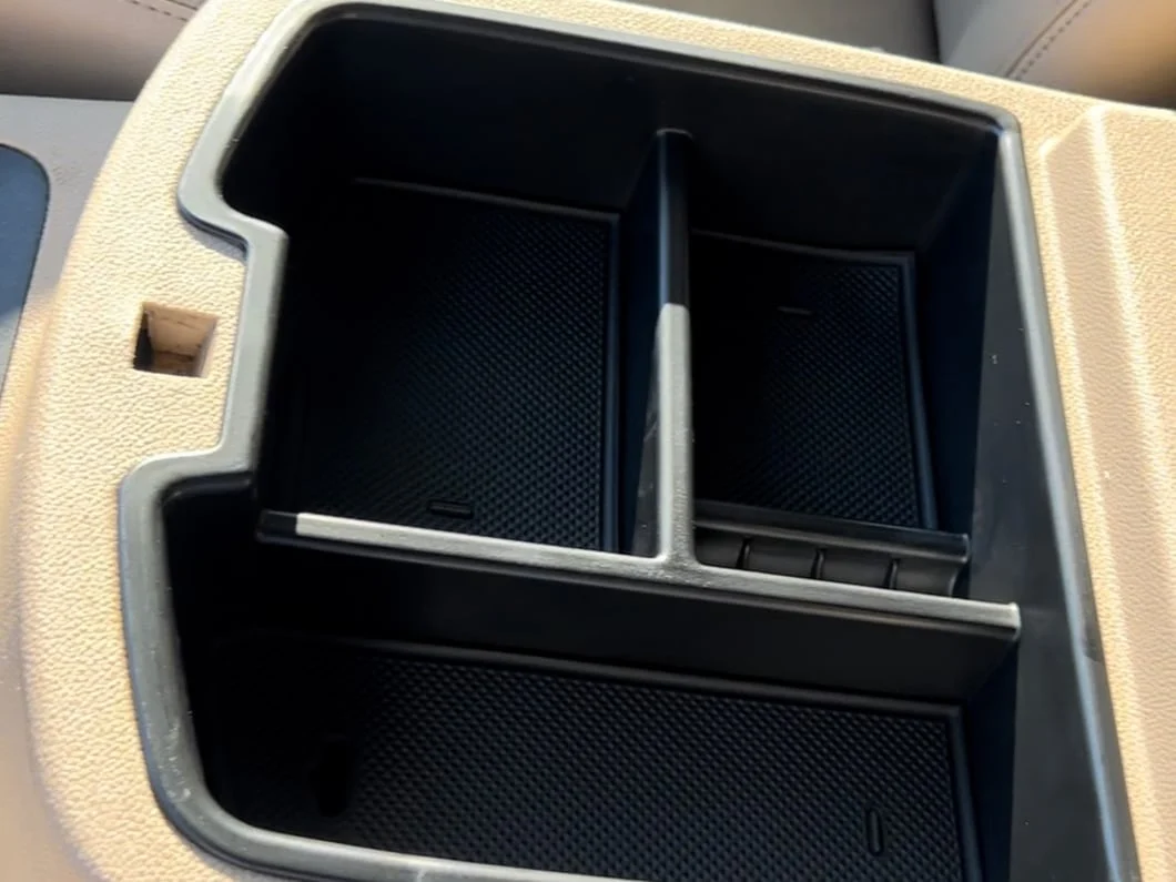 RedRock Center Console Organizer Tray (07-13 Silverado 1500 w/ Floor Mounted Center Console) - Image 8