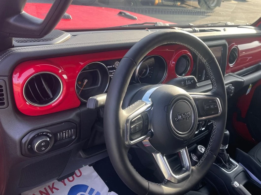 RedRock Dash Panel Overlay; Red (20-23 Jeep Gladiator JT) - Image 9
