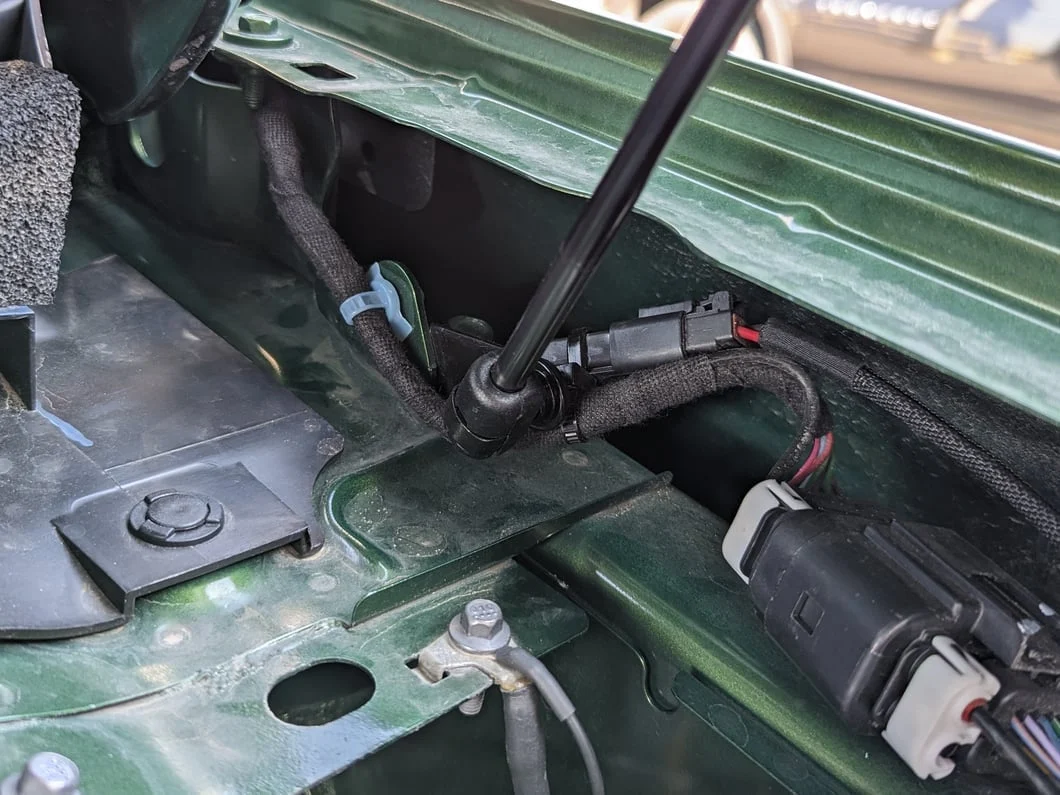 RedRock Hood Lift Supports (21-25 Bronco) - Image 8
