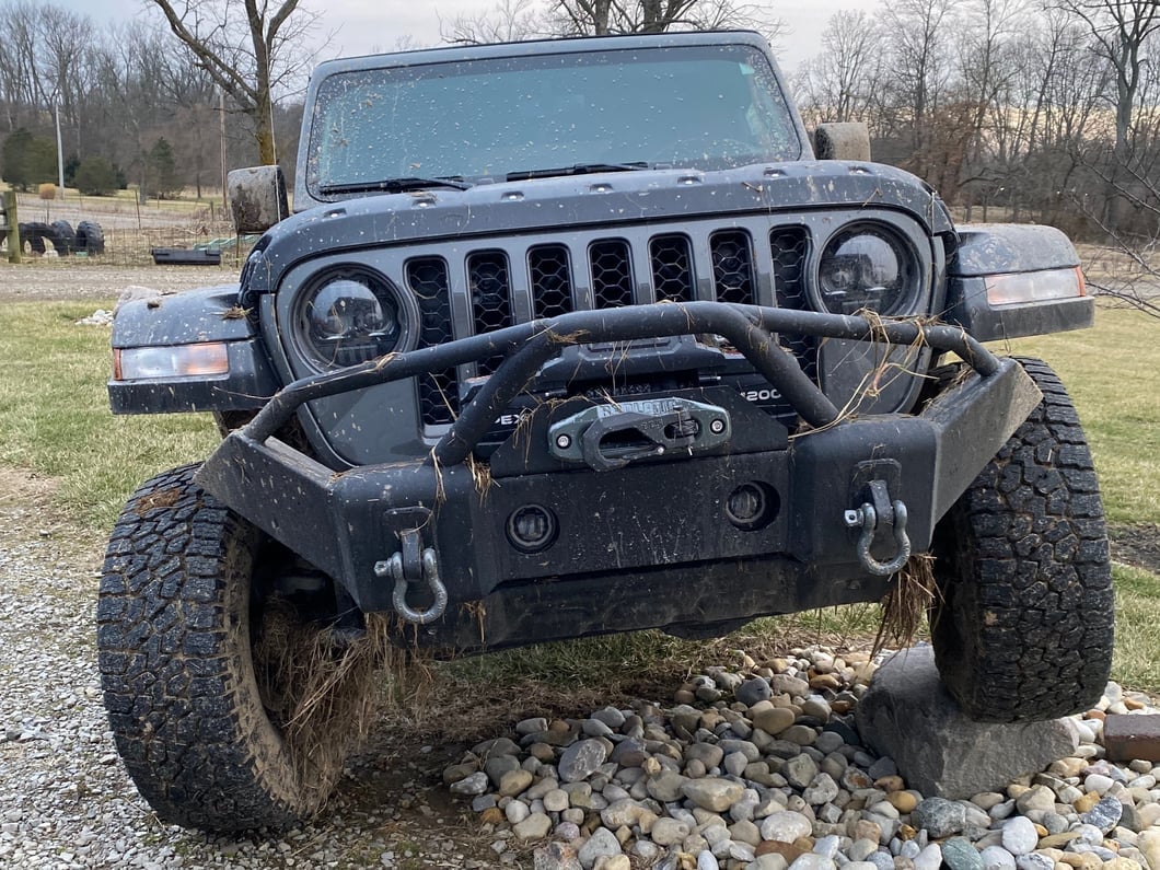 RedRock Hood Protector; Black (20-25 Jeep Gladiator JT, Excluding Mojave) - Image 13