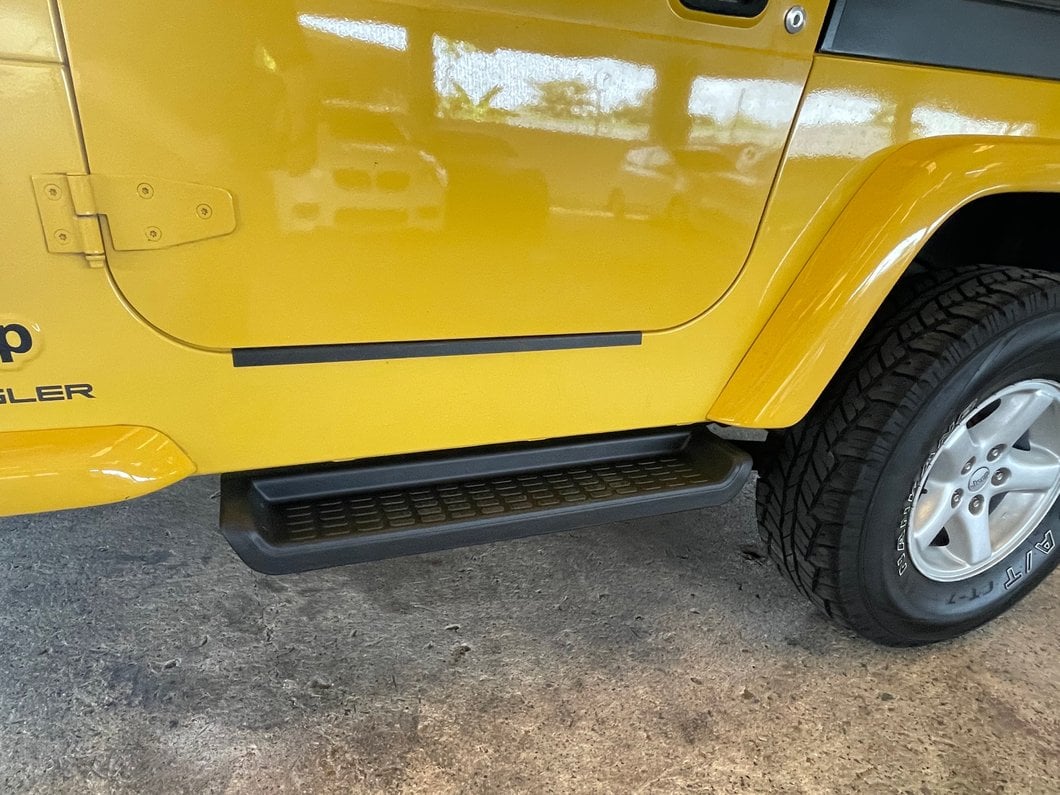 RedRock Molded ABS OE Style Side Step Bars (01-06 Jeep Wrangler TJ, Excluding Unlimited) - Image 11