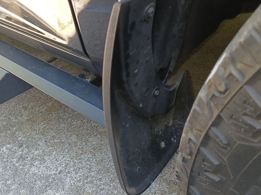 RedRock Molded Mud Guards; Front and Rear (09-18 RAM 1500 w/ OE Fender Flares) - Image 10