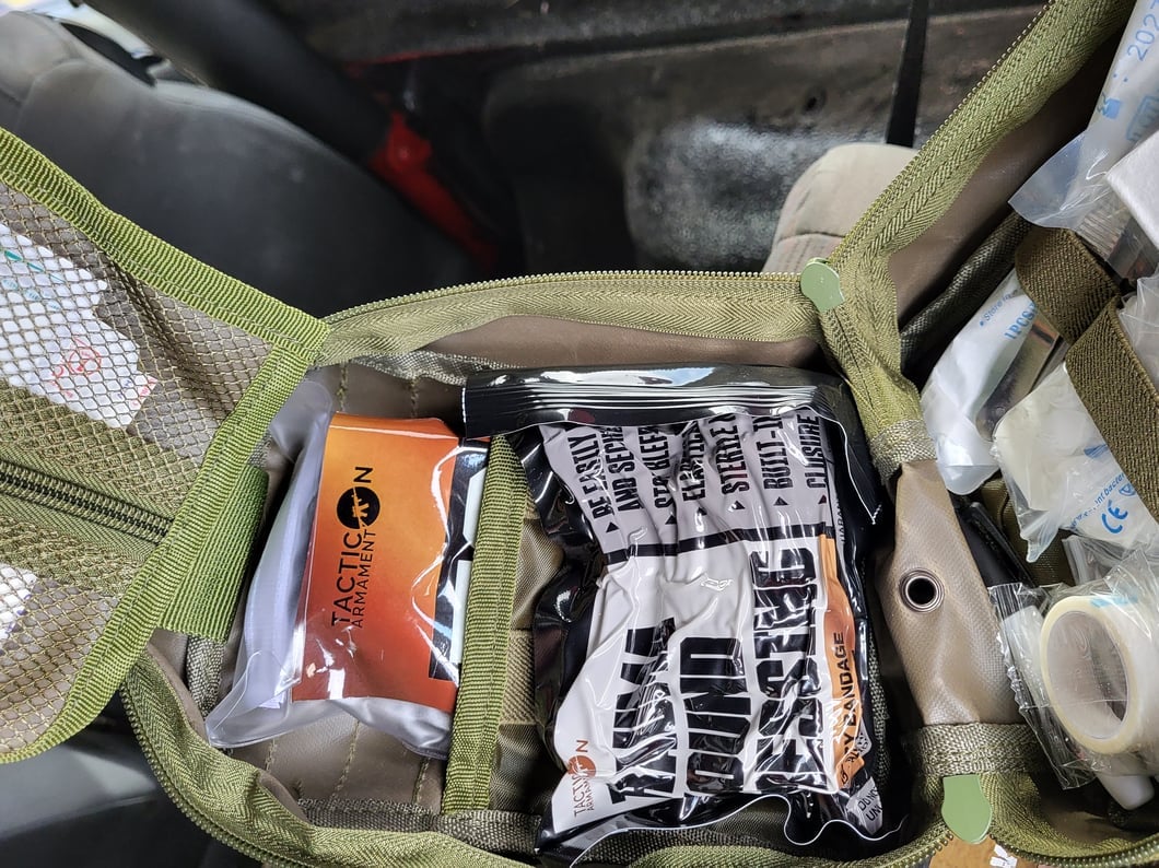 RedRock Roll Bar Mounted First Aid Storage Bag - Image 14