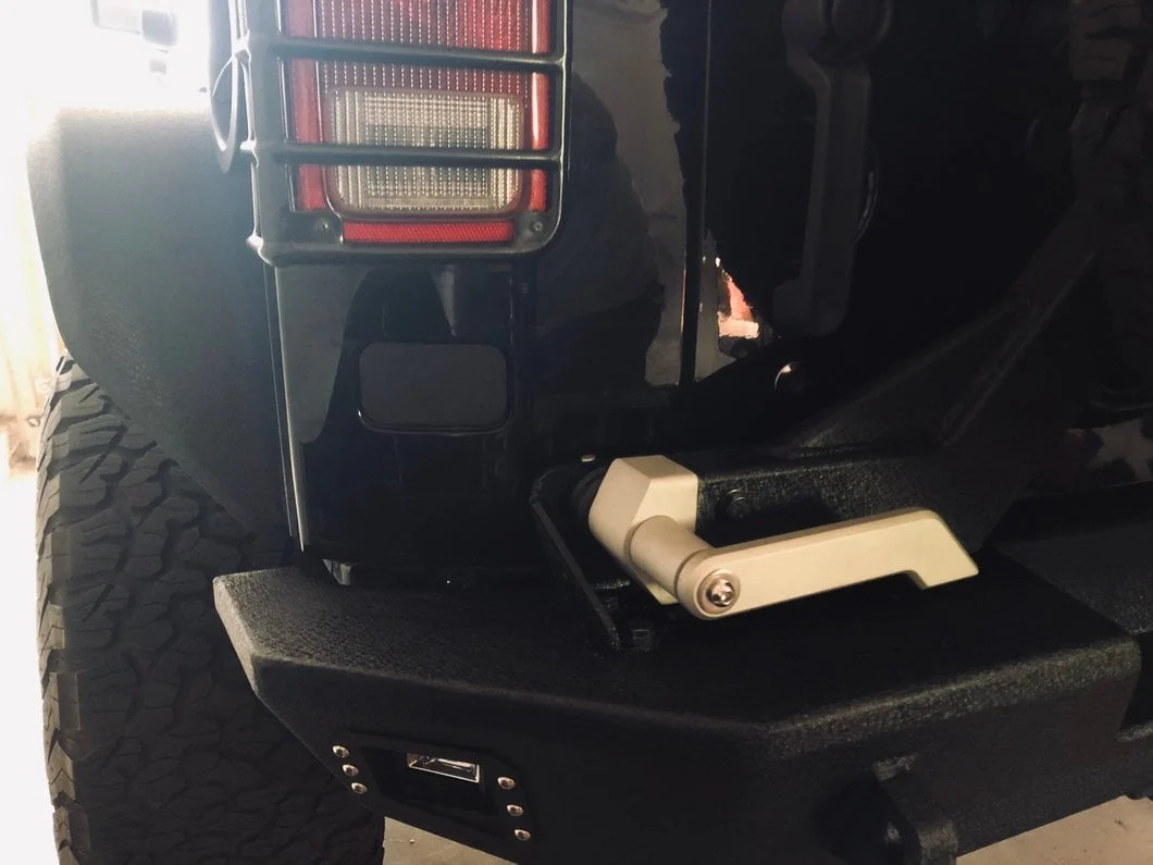 RedRock Spare Tire License Plate Mount Kit with Light (87-25 Wrangler TJ, TJ, JK & JL) - Image 10