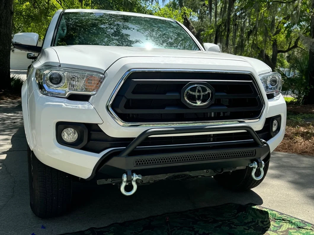 RedRock Stubby Front Bumper with Over-Rider Hoop (16-23 Tacoma) - Image 13
