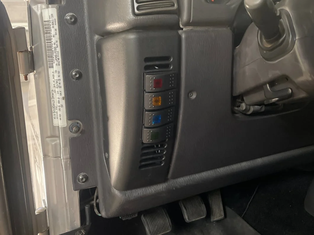 RedRock Switch Pod (97-06 Jeep Wrangler TJ) - Image 9