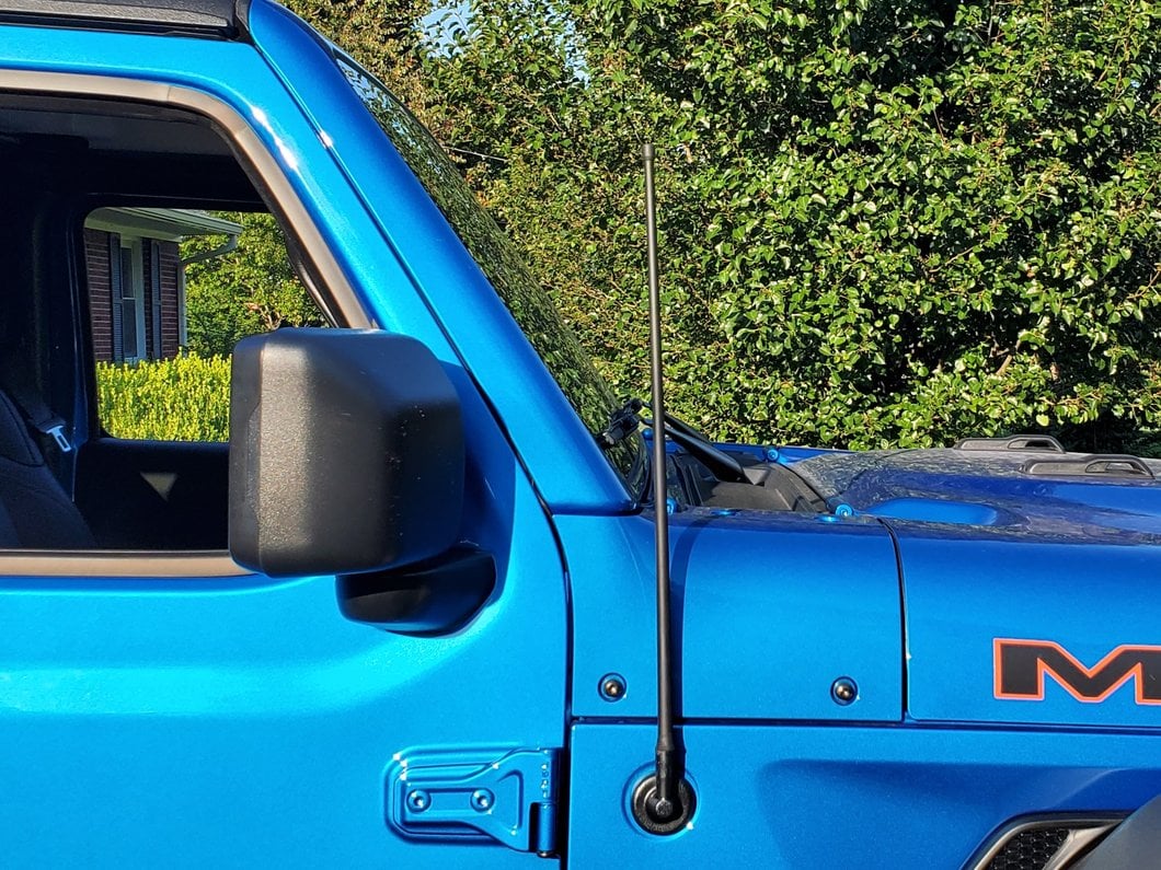 RedRock Trail Antenna; 21-Inch (20-23 Jeep Gladiator JT) - Image 10