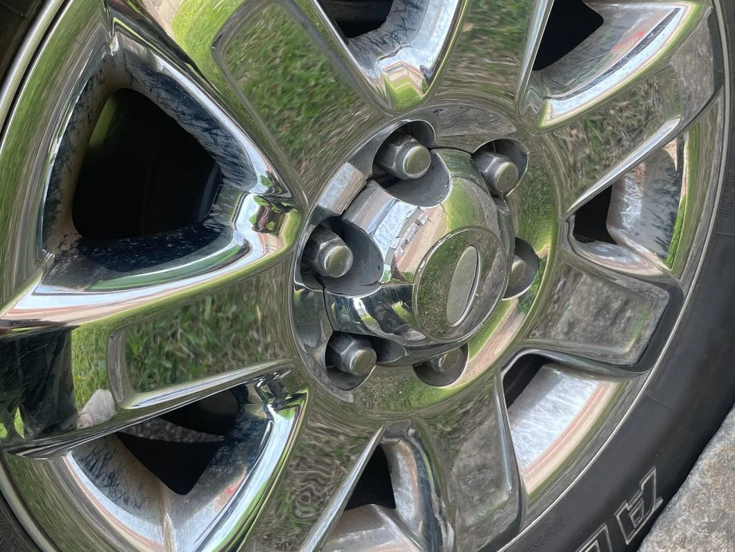 RedRock Valve Stem Caps with Lightning Logo (97-25 F-150) - Image 5
