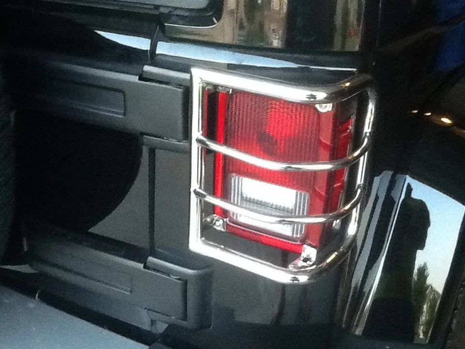 RedRock Wrap-Around Tail Light Guards; Stainless Steel (07-18 Jeep Wrangler JK) - Image 15